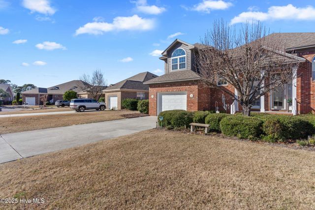 9311 Long Putt Court, Wilmington, NC 28412