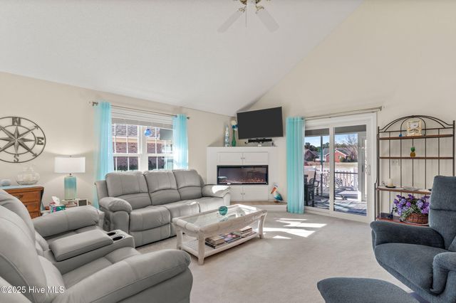 9311 Long Putt Court, Wilmington, NC 28412