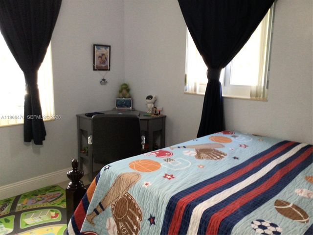 1318 SW 49th Ter, Fort Lauderdale, FL 33317