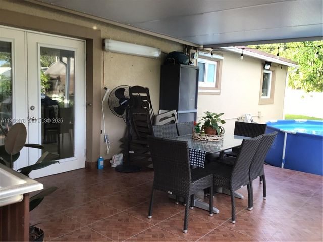 1318 SW 49th Ter, Fort Lauderdale, FL 33317