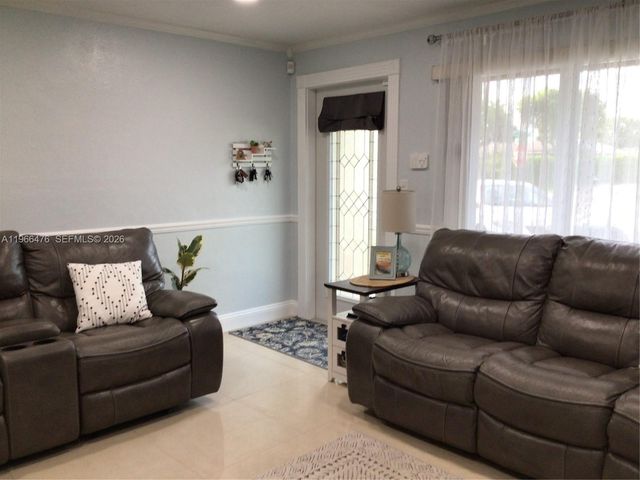 1318 SW 49th Ter, Fort Lauderdale, FL 33317