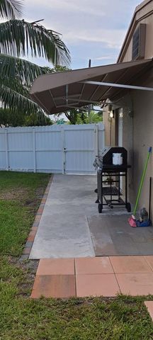 1318 SW 49th Ter, Fort Lauderdale, FL 33317