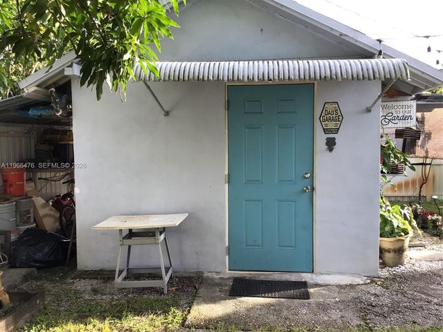 1318 SW 49th Ter, Fort Lauderdale, FL 33317