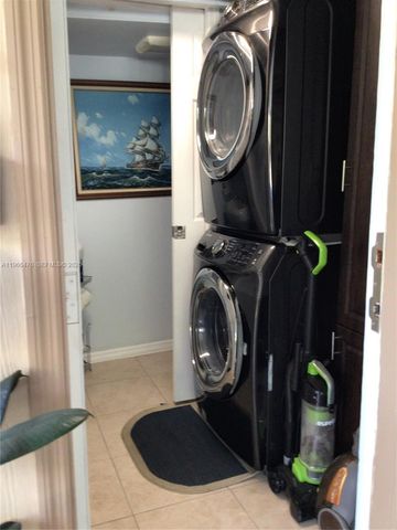 1318 SW 49th Ter, Fort Lauderdale, FL 33317