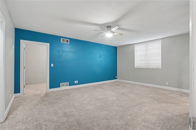 5 E Dovetail Place, Coralville, IA 52241