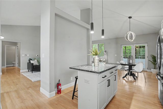 5 E Dovetail Place, Coralville, IA 52241