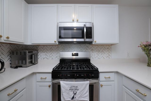 3019 Twisted Myrtle Drive, Conroe, TX 77301