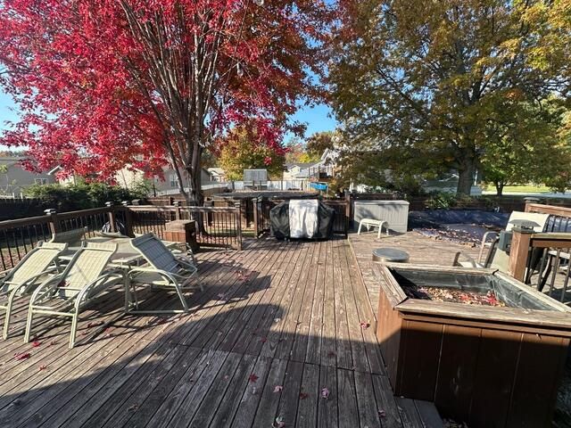 1440 Duffer Drive, Chesterton, IN 46304