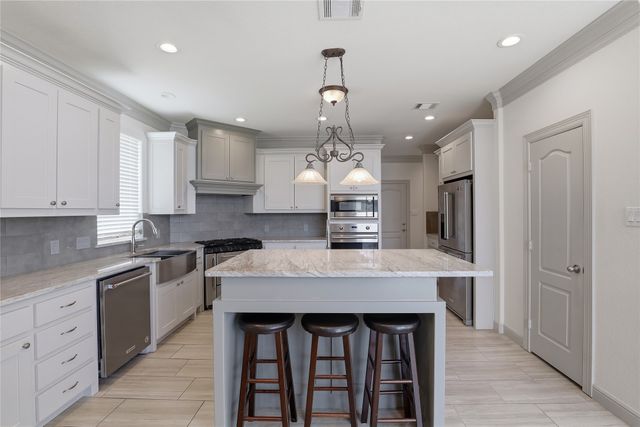 152 N Boyce Lane, Fort Worth, TX 76108