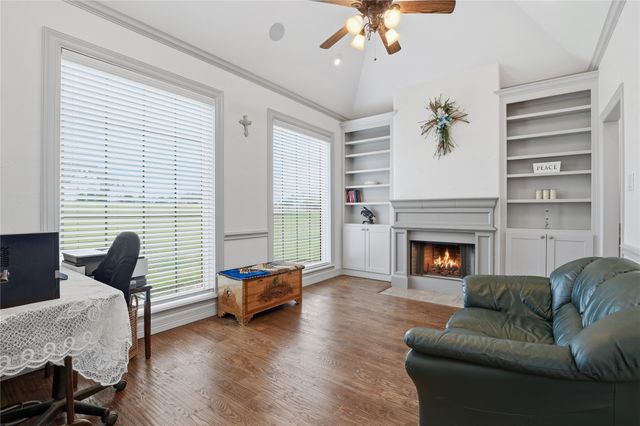 152 N Boyce Lane, Fort Worth, TX 76108
