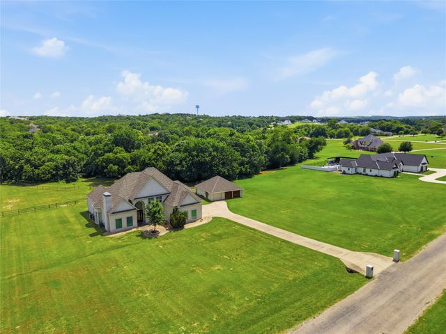 152 N Boyce Lane, Fort Worth, TX 76108
