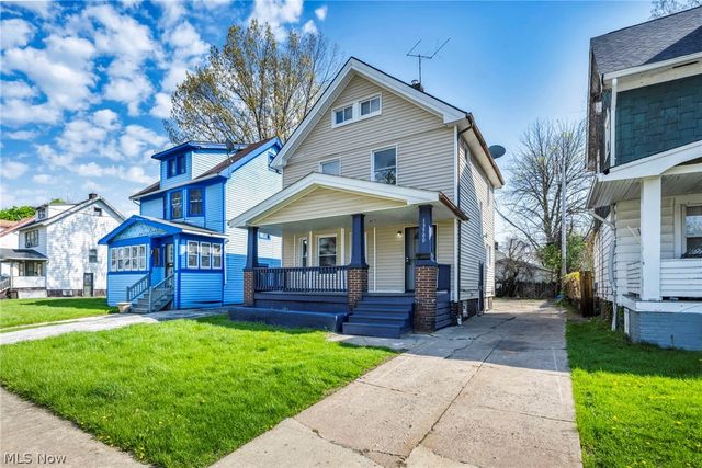 13500 Eaglesmere Avenue, Cleveland, OH 44110