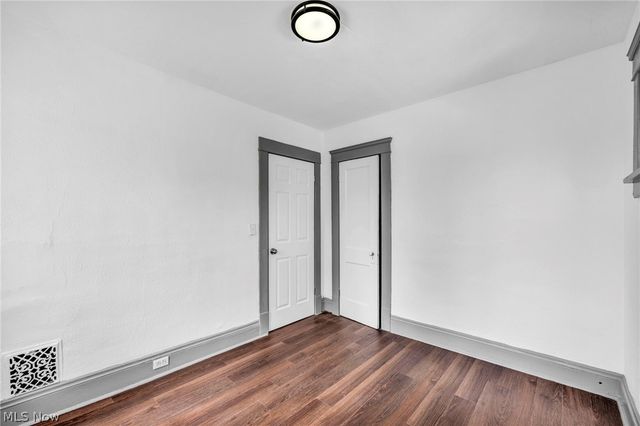 13500 Eaglesmere Avenue, Cleveland, OH 44110