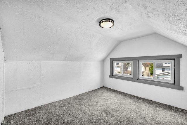 13500 Eaglesmere Avenue, Cleveland, OH 44110