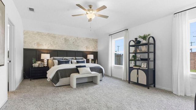 1303 Angelfish Drive, Iowa Colony, TX 77583