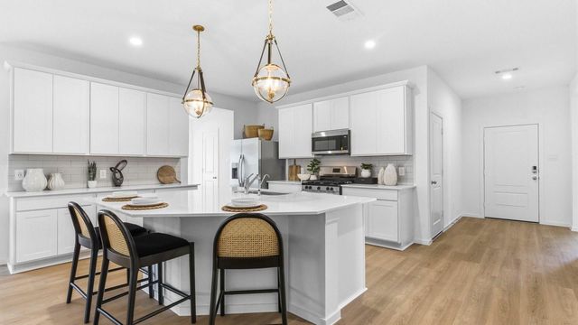 1303 Angelfish Drive, Iowa Colony, TX 77583