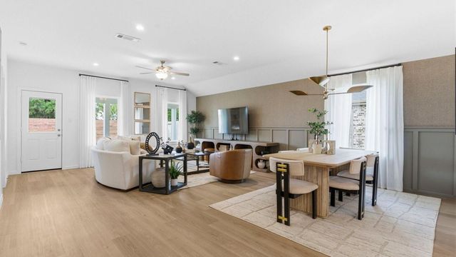 1303 Angelfish Drive, Iowa Colony, TX 77583