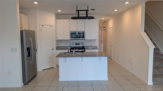 373 SE Sea Hunt Way, Stuart, FL 34994