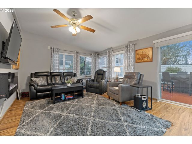 17516 Ne Shady Fir Loop 17, Beaverton, OR 97006