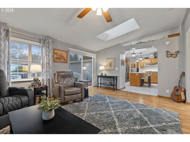 17516 Ne Shady Fir Loop 17, Beaverton, OR 97006