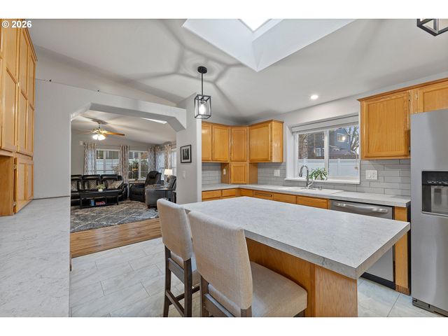 17516 Ne Shady Fir Loop 17, Beaverton, OR 97006