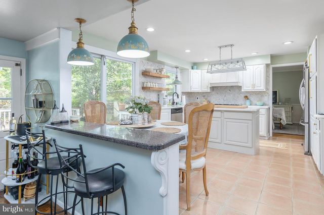 791 CARTER HILL DR, West Deptford, NJ 08066