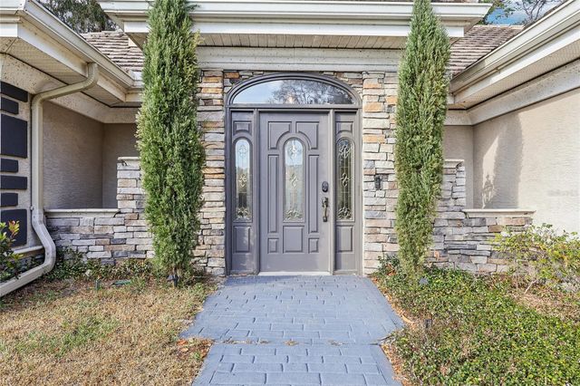 2115 OAK LEAF CIRCLE, Mount Dora, FL 32757