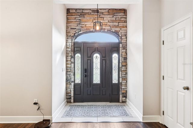 2115 OAK LEAF CIRCLE, Mount Dora, FL 32757