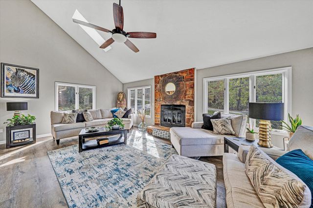 36 York ST, Roanoke, VA 24019