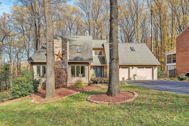 36 York ST, Roanoke, VA 24019