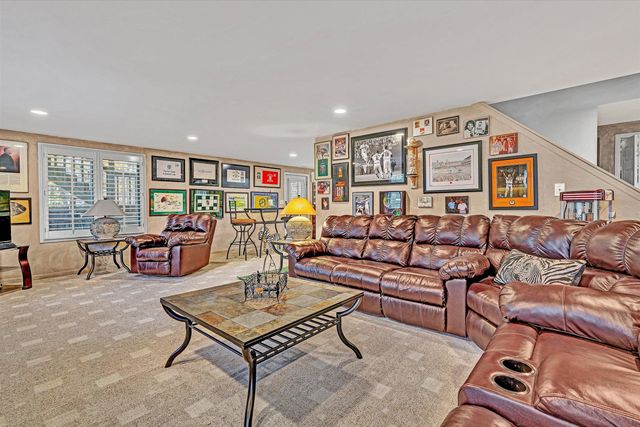 36 York ST, Roanoke, VA 24019