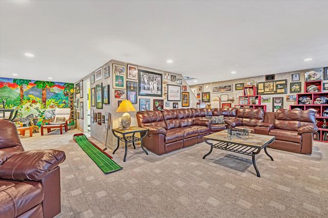 36 York ST, Roanoke, VA 24019