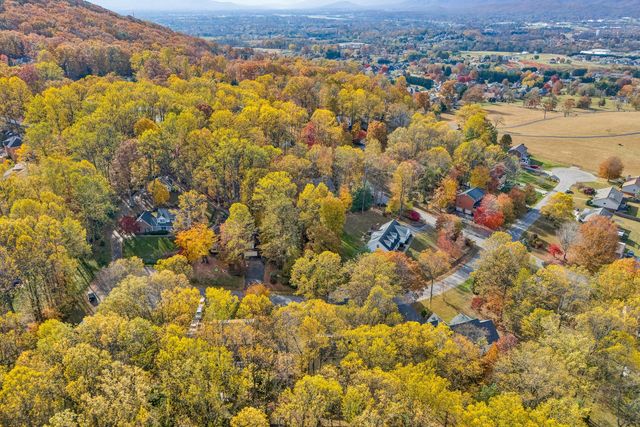 36 York ST, Roanoke, VA 24019