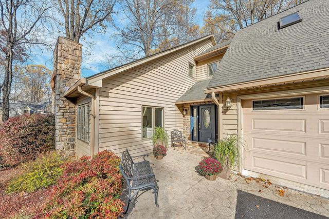 36 York ST, Roanoke, VA 24019