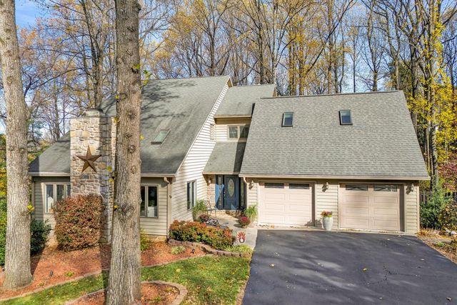 36 York ST, Roanoke, VA 24019