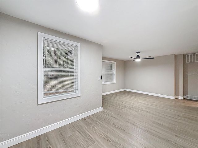 1013 NW 15TH AVENUE, Gainesville, FL 32601