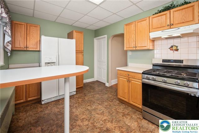 716 Itaska Street, Bethlehem City, PA 18015