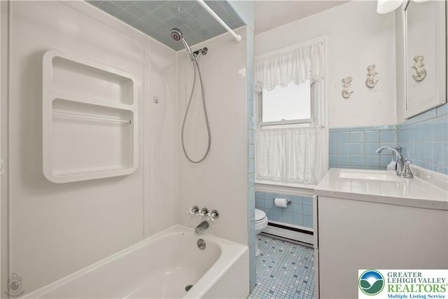 716 Itaska Street, Bethlehem City, PA 18015