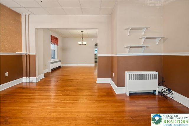 716 Itaska Street, Bethlehem City, PA 18015