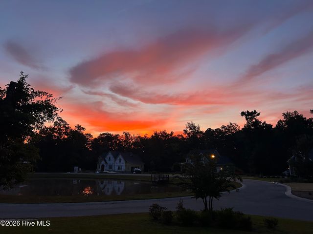 9738 Salty Apple Circle NE, Leland, NC 28451