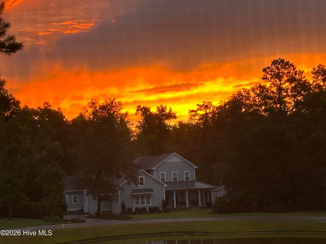 9738 Salty Apple Circle NE, Leland, NC 28451