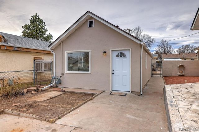 1725 Brown Avenue, Pueblo, CO 81004