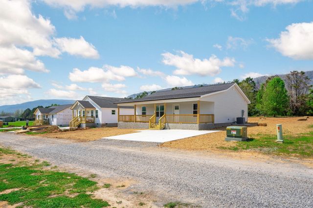 150 Galloway Airport Road, Dunlap, TN 37327