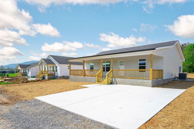 150 Galloway Airport Road, Dunlap, TN 37327