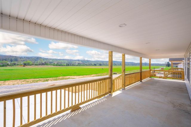 150 Galloway Airport Road, Dunlap, TN 37327