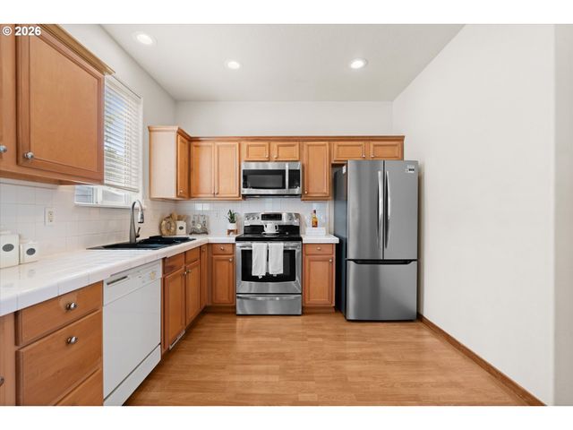 14 Sw HORTON Way, Beaverton, OR 97006