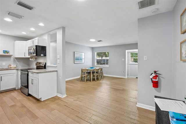2214 23RD AVENUE W, Bradenton, FL 34205