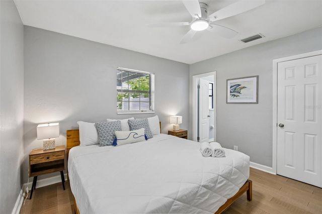 2214 23RD AVENUE W, Bradenton, FL 34205
