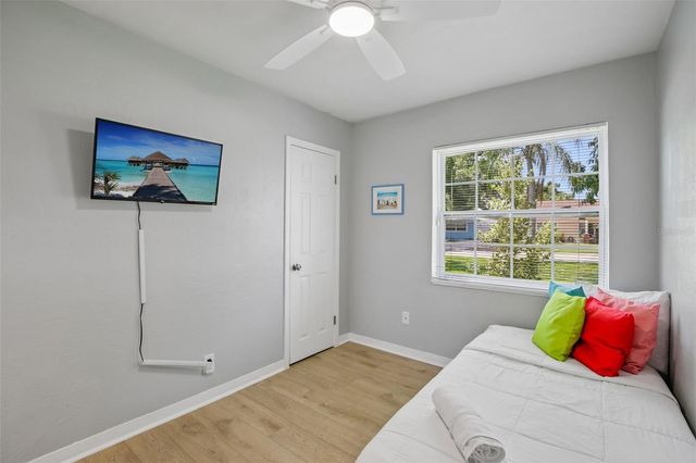 2214 23RD AVENUE W, Bradenton, FL 34205