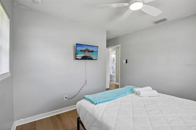 2214 23RD AVENUE W, Bradenton, FL 34205